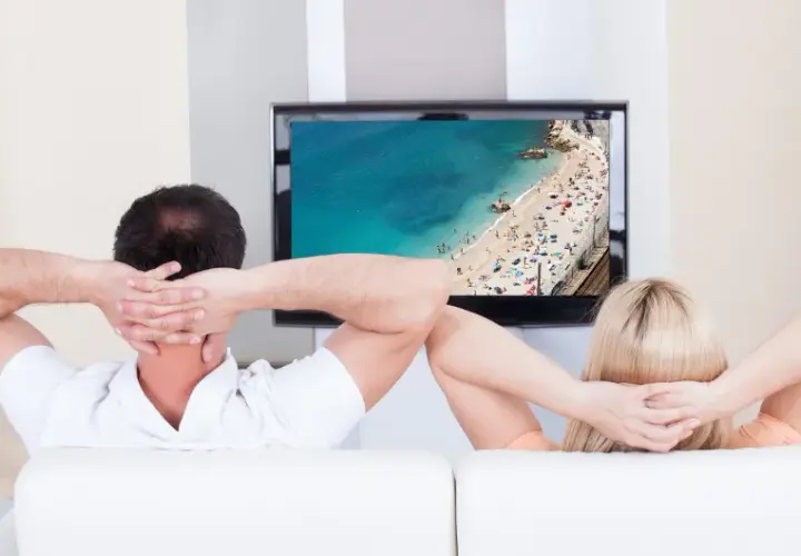 Najlepsze telewizory do 1500 zł – świetna jakość bez przepłacania