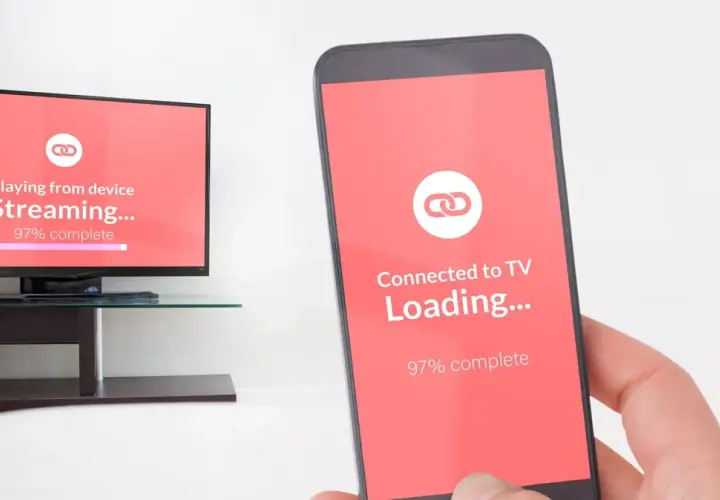 Jak podłączyć ekran telefonu do telewizora bez zbędnych problemów